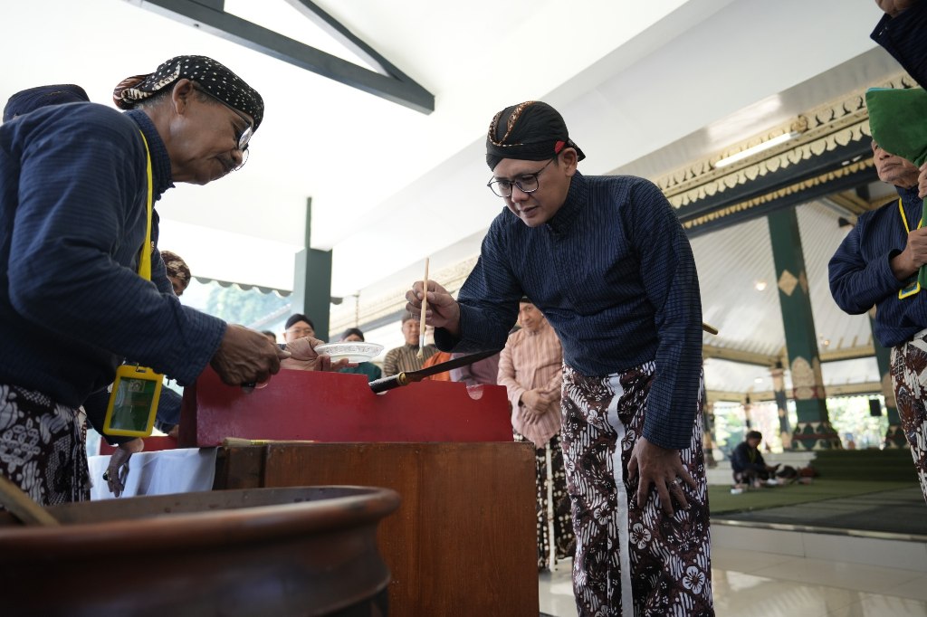 Jamasan Tombak Kyai Turunsih, Simbol Welas Asih dan Kemakmuran Sleman