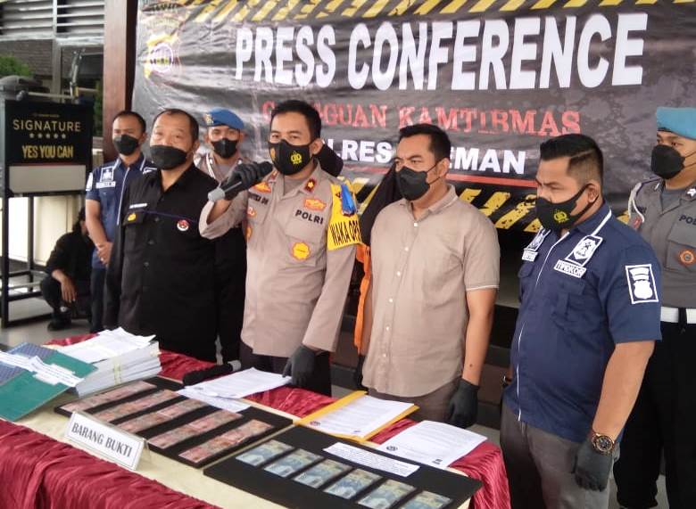 Diduga Korupsi Dana BOS, Kepala Sekolah dan Bendahara SMK di Sleman Ditahan 