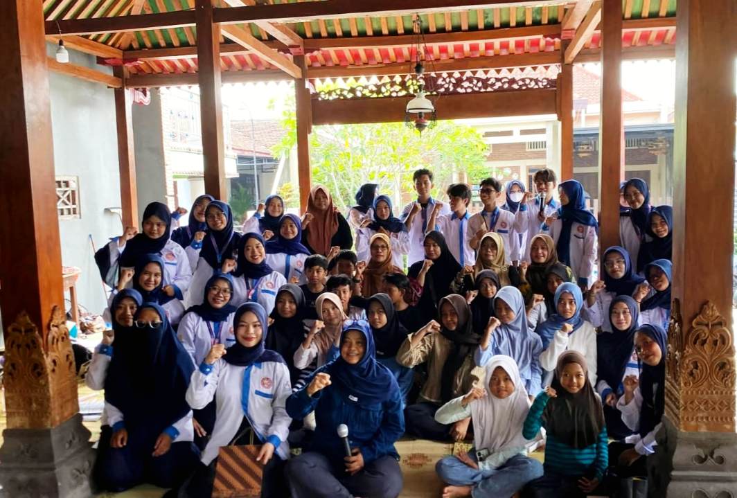 Kolaborasi Mahasiswa dan Warga Condongcatur Perkuat Gerakan Remaja Anti NAPZA