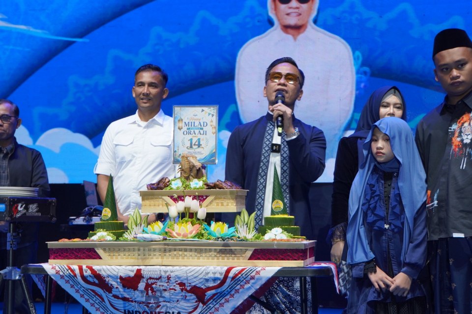 Danrem 072/Pamungkas Hadiri Konser GeMa Merah Putih Harlah Ke-14 Ponpes Ora Aji