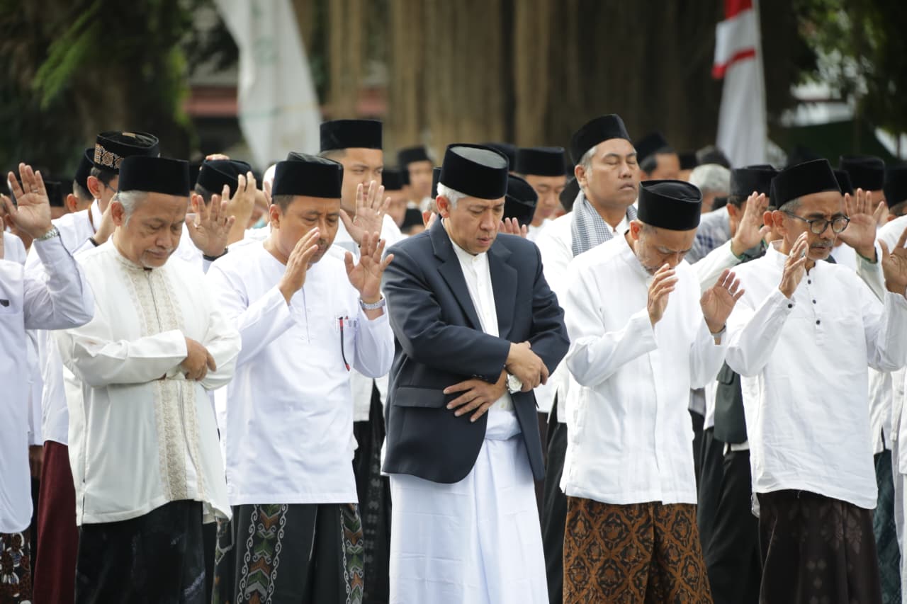 Hari Santri di Sleman: 1.240 Santri Berdoa Minta Hujan, 33 Pesantren Terima Bantuan Usaha