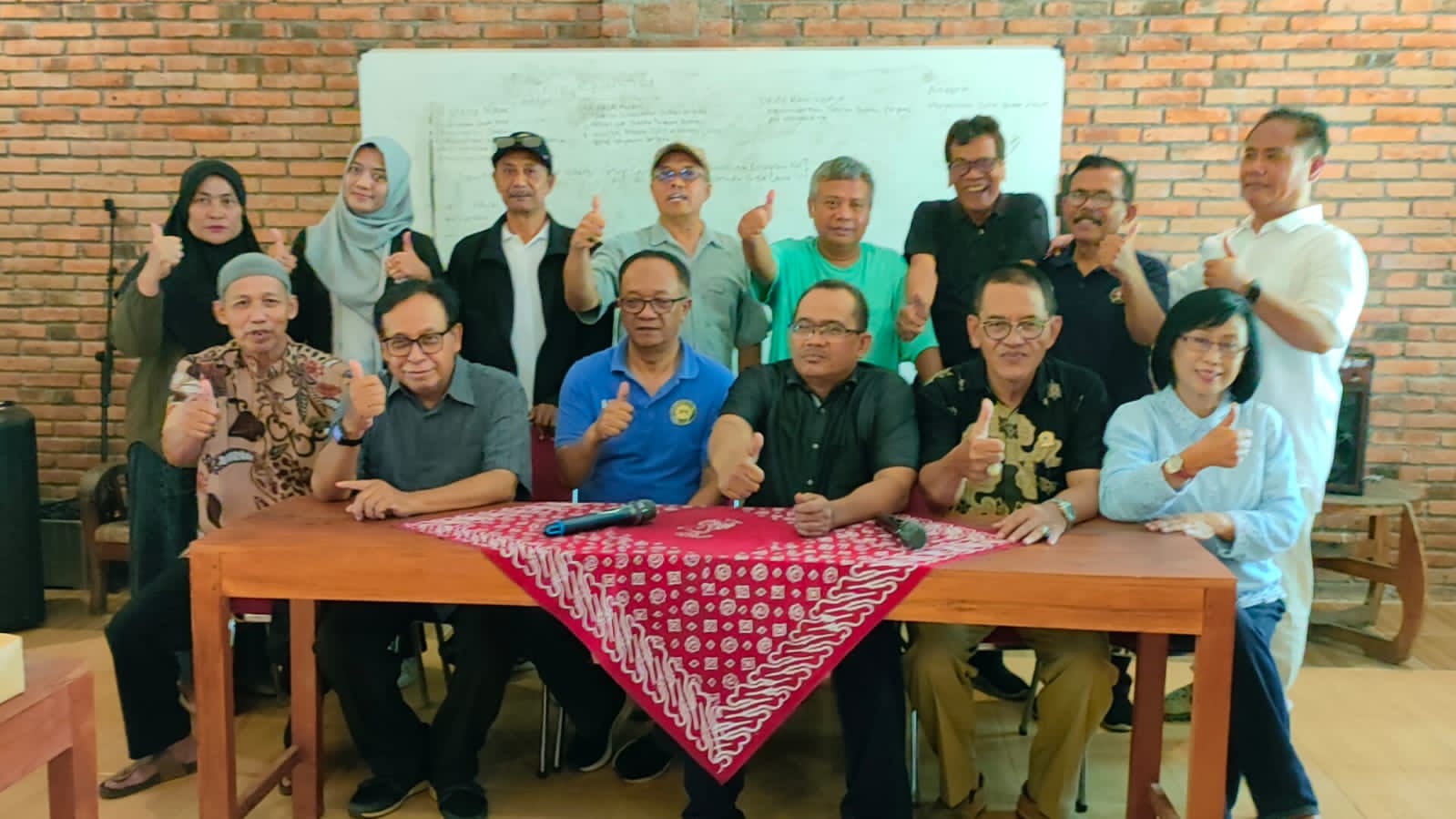 Konferda PWI DIY Manfaatkan Meeting Room Iwak Kalen Godean