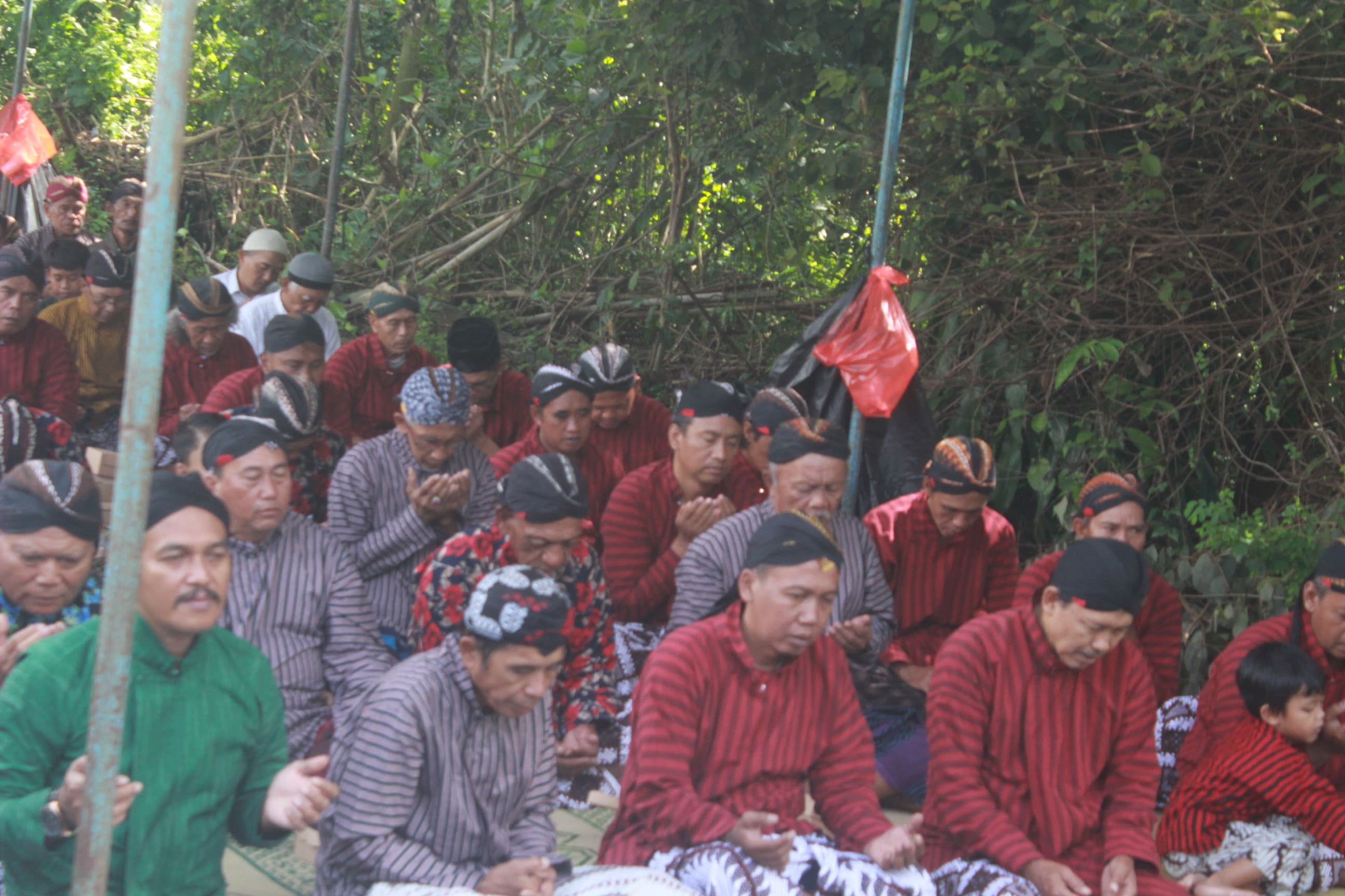 Nyadran Ngalangan: Ritual Budaya yang Menyatukan Dunia dan Akhirat