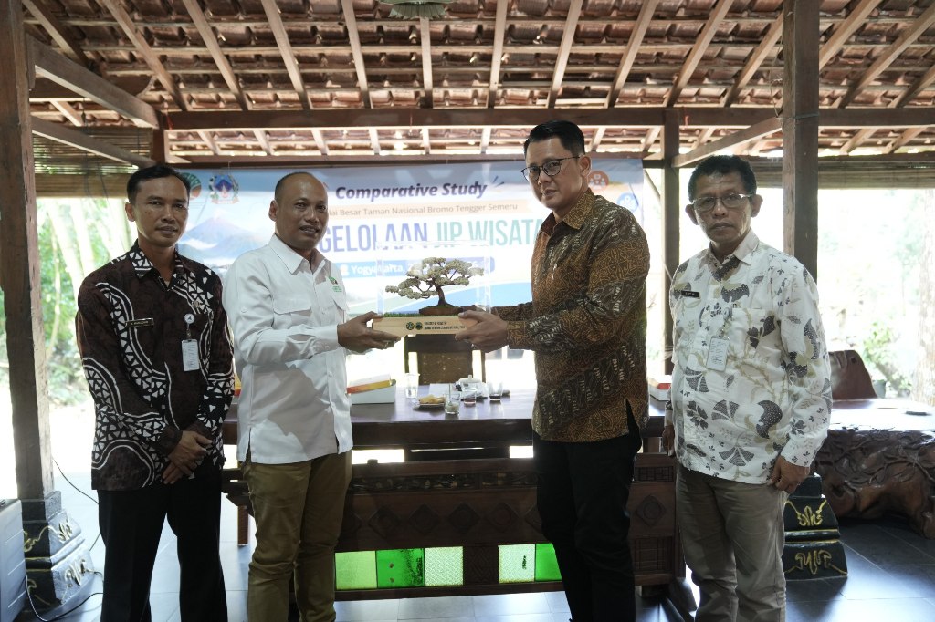 TNBTS Belajar ke Sleman, Tata Kelola Jip Wisata Merapi Jadi Rujukan Nasional