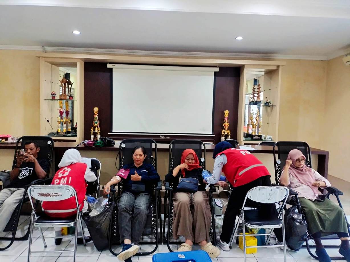 Donor Darah Triwulan Kedua di Condongcatur Sukses Kumpulkan 50 Kantong Darah