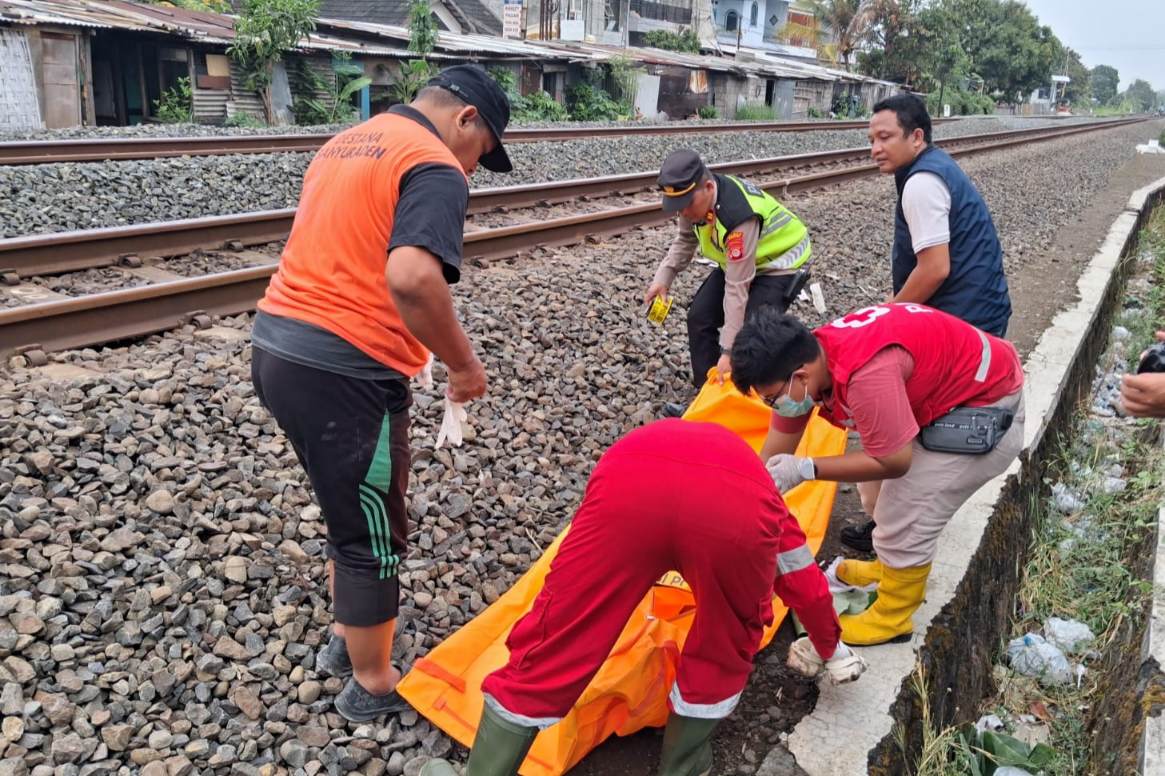 Pria 21 Tahun Tewas Tertemper Kereta Api di Soragan Bantul