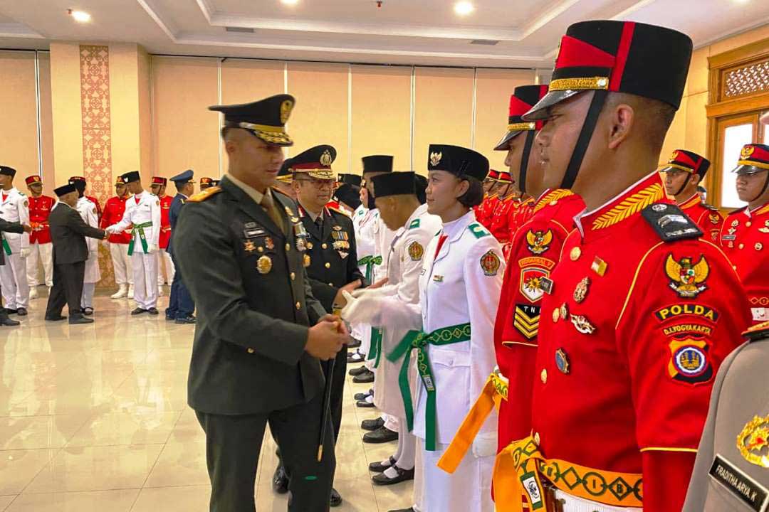 Danrem 072/Pamungkas Hadiri Pengukuhan Paskibraka DIY Tahun 2026 